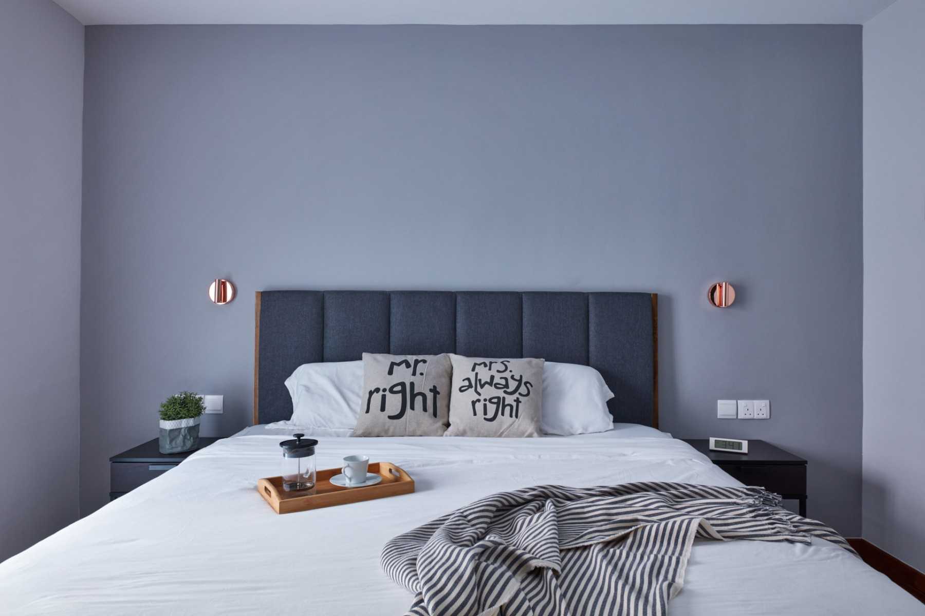 Modern Bedroom with Bedside Table and Queen Bed