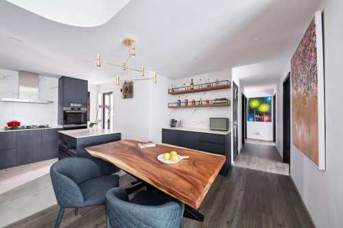 Modern Dining Room at Southaven II