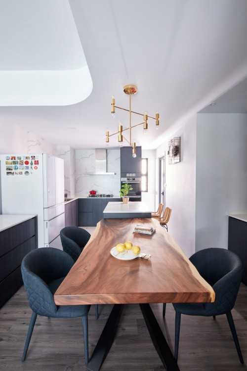 Modern Dining Room at Southaven II