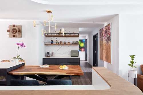 Modern Dining Room at Southaven II