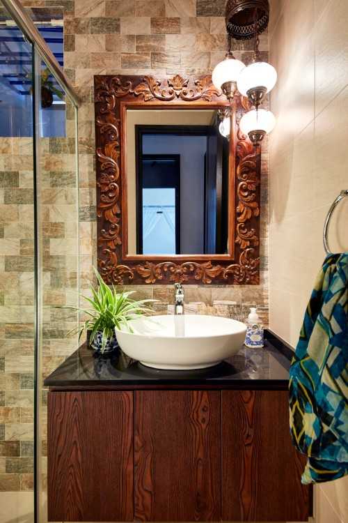 Country Bathroom at Tanjong Rhu