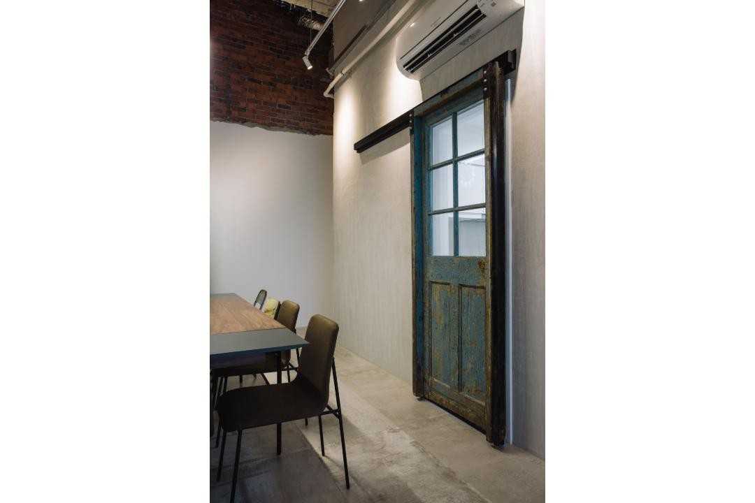 Minimalist Dining Room with Cement Floor and Flooring