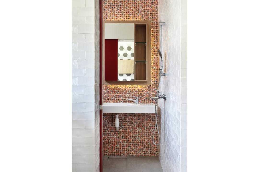 Eclectic Bathroom with Showers and Power Shower