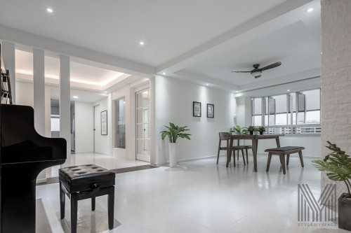 Contemporary at Tampines
