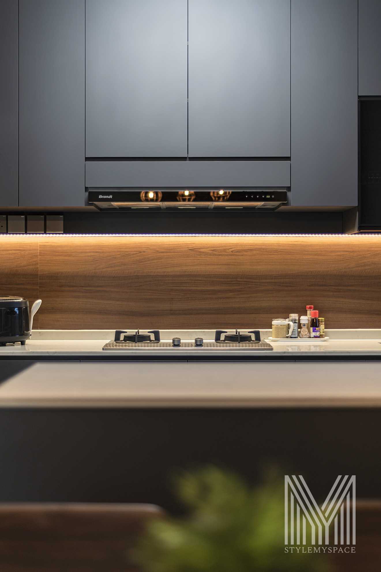 Modern Kitchen