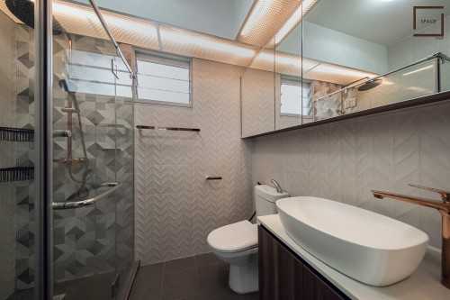 Contemporary Bathroom at HDB 5-ROOM @ BIDADARI PARK DRIVE