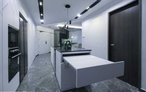 Minimalist Dining Room at 310 Anchorvale road