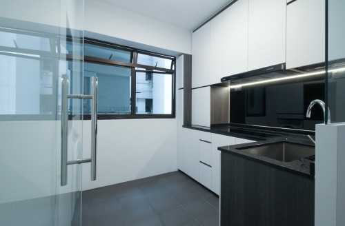 Minimalist Kitchen at 310 Anchorvale road