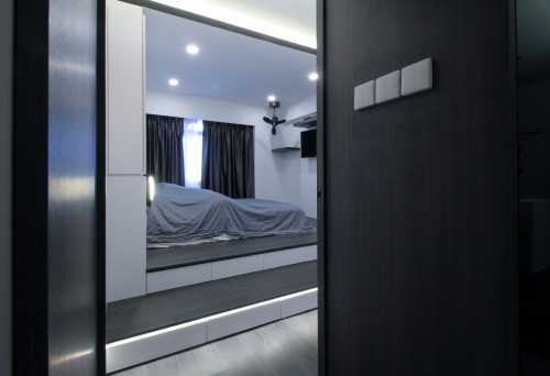 Minimalist Bedroom at 310 Anchorvale road
