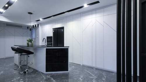 Minimalist Dining Room at 310 Anchorvale road