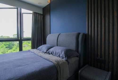 Modern Bedroom at Inz Residence