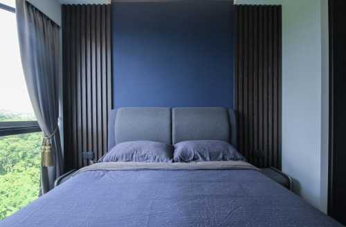 Modern Bedroom at Inz Residence