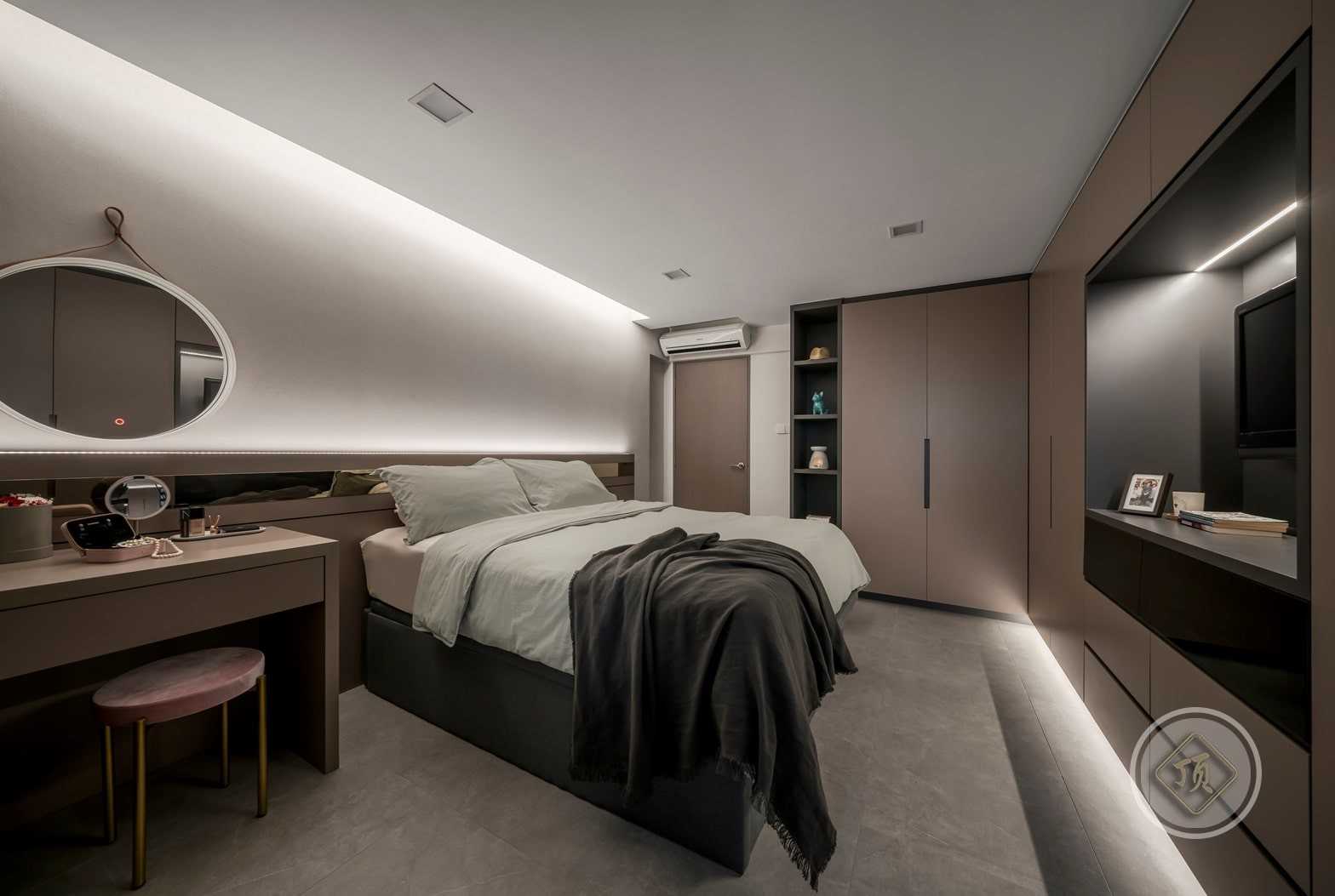 Modern Bedroom with Wardrobe and Sliding Wardrobe