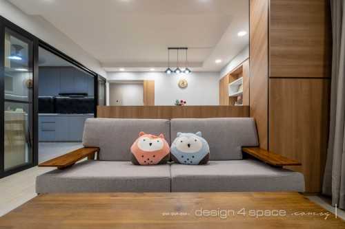 Contemporary Living Room at Pasir Ris | 573 Pasir Ris