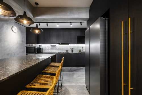 Industrial Kitchen at 612B Tampines Greenview