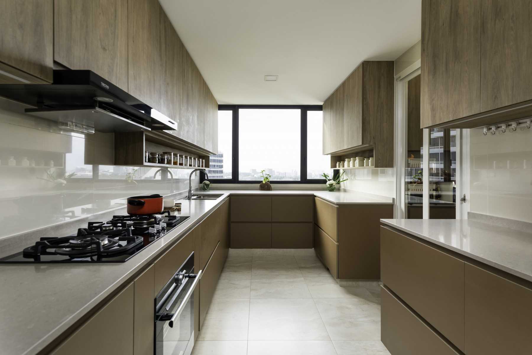 Modern Kitchen with Homogeneous Tiles and Kitchen Accessories