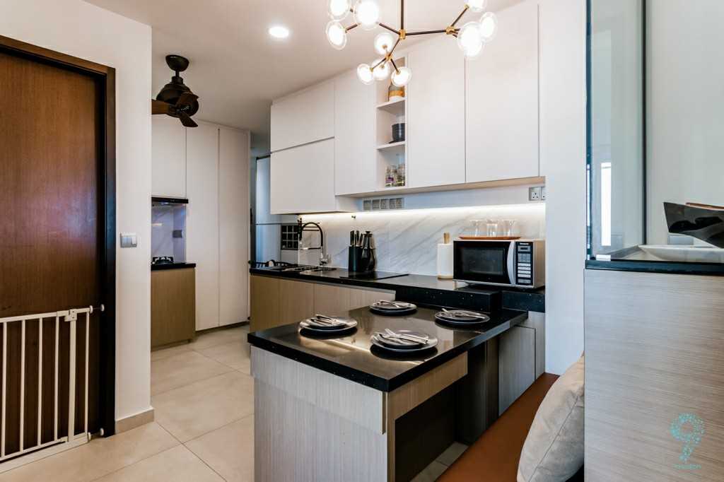 Modern Kitchen with Drop Light and Ceiling Fan