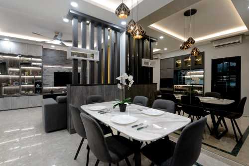 Contemporary Dining Room at 56 Northvale