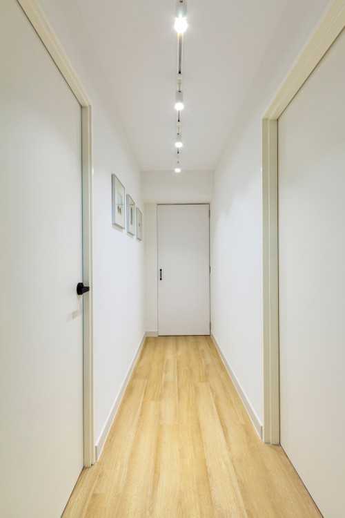 Minimalist Bedroom at 58 Havelock Road