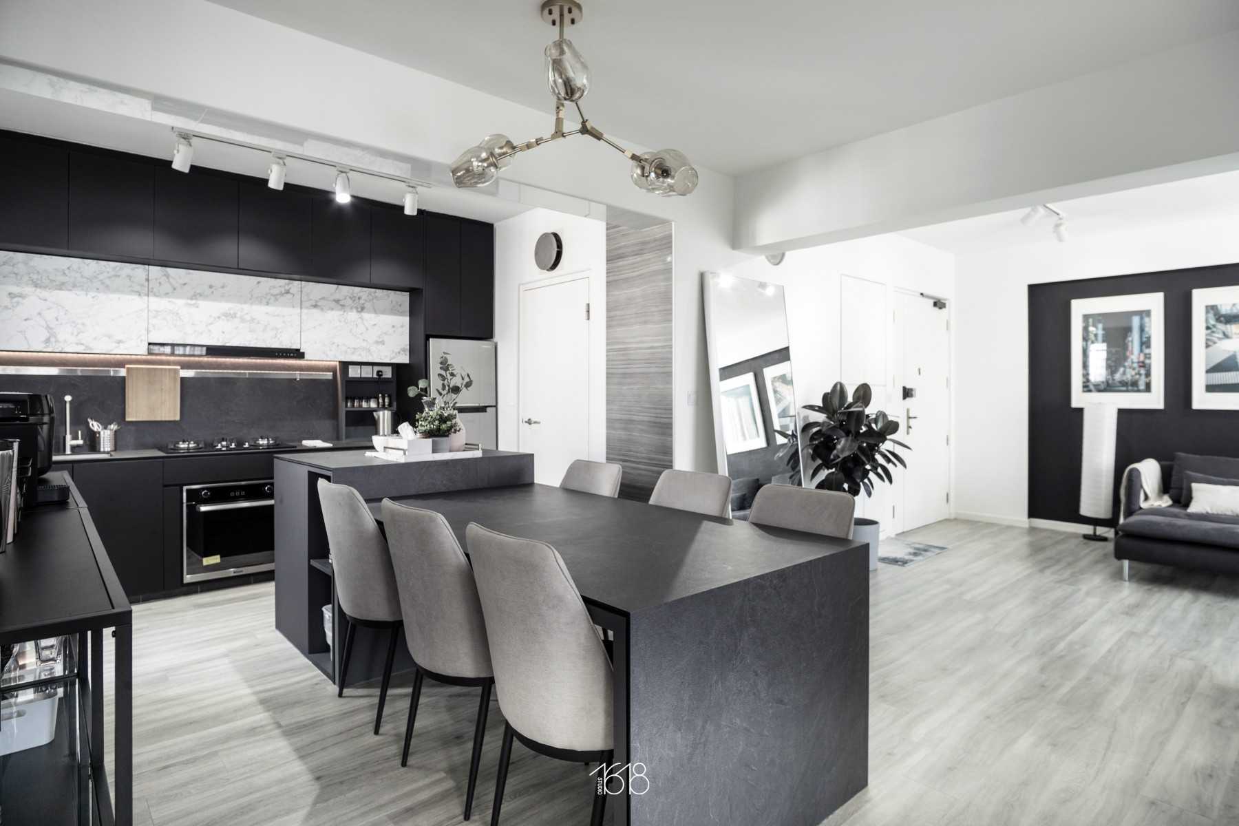 Minimalist Dining Room with Countertop and Vinyl Flooring