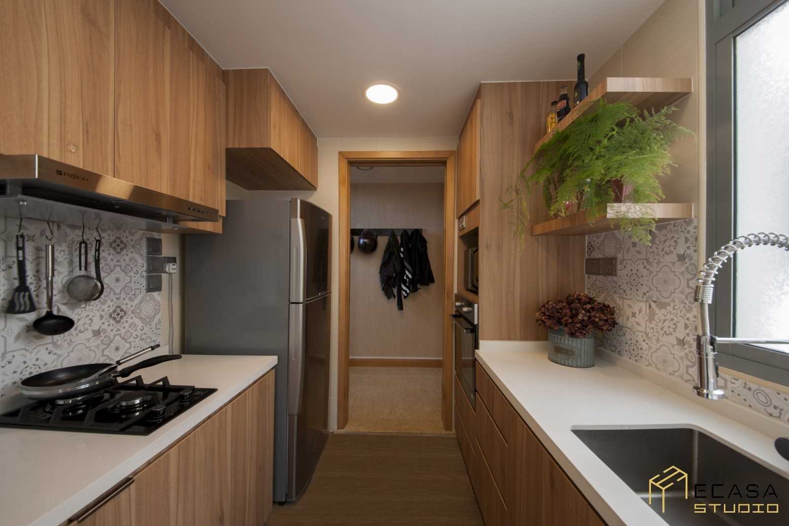 Industrial Kitchen with Kitchen Accessories and Oven