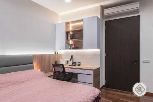 Contemporary Bedroom at Serangoon Gardens Terrace 2