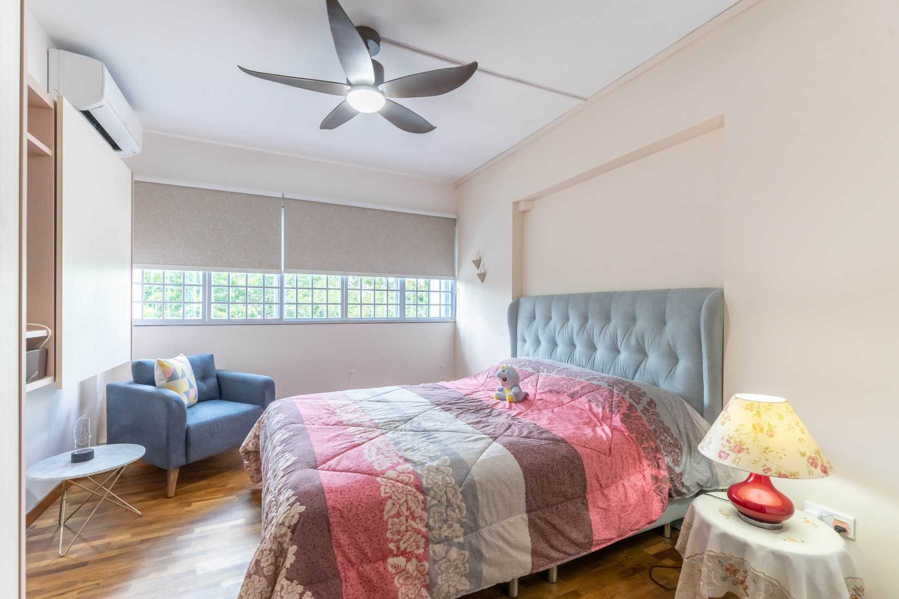 Vintage Bedroom with Vinyl Flooring and Wardrobe