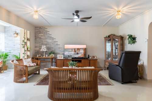 Vintage Living Room at Hougang | 628 Hougang