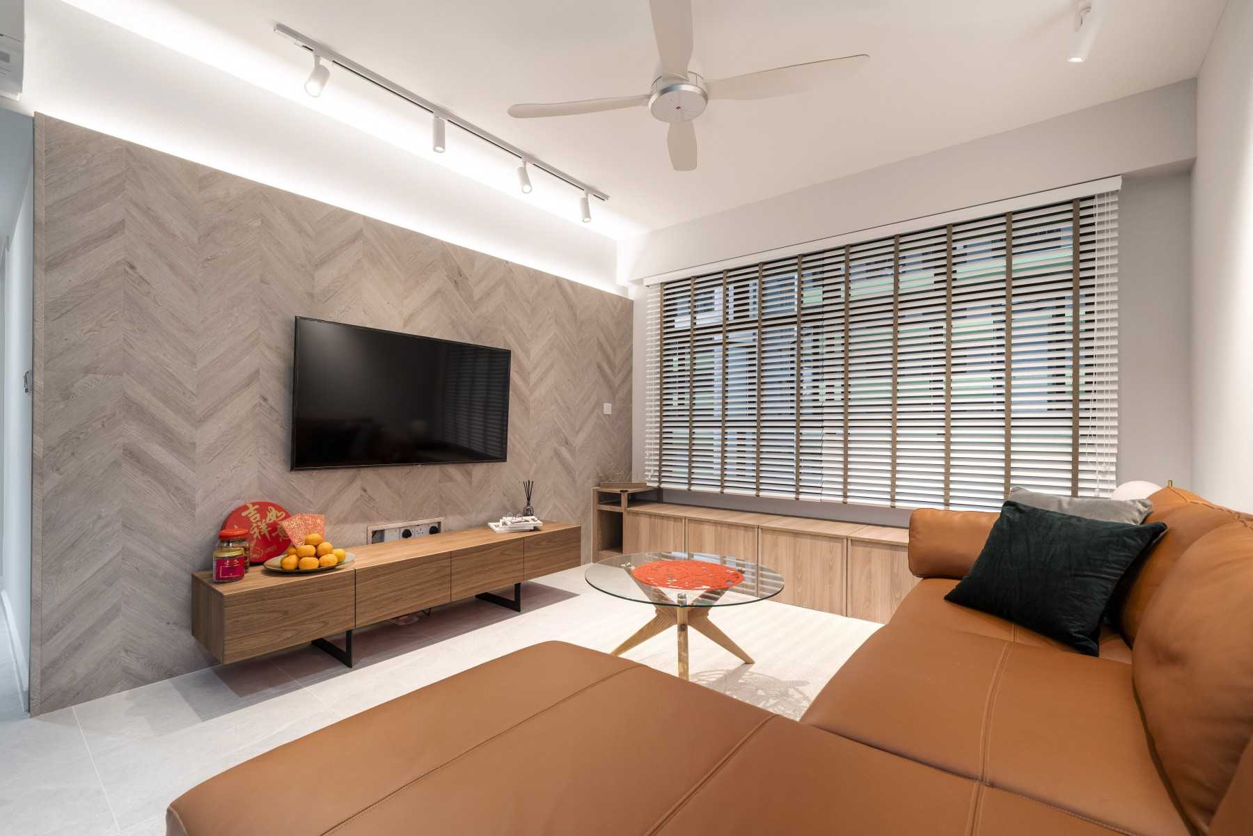 Scandinavian Living Room with Vinyl Flooring and Homogeneous Tiles