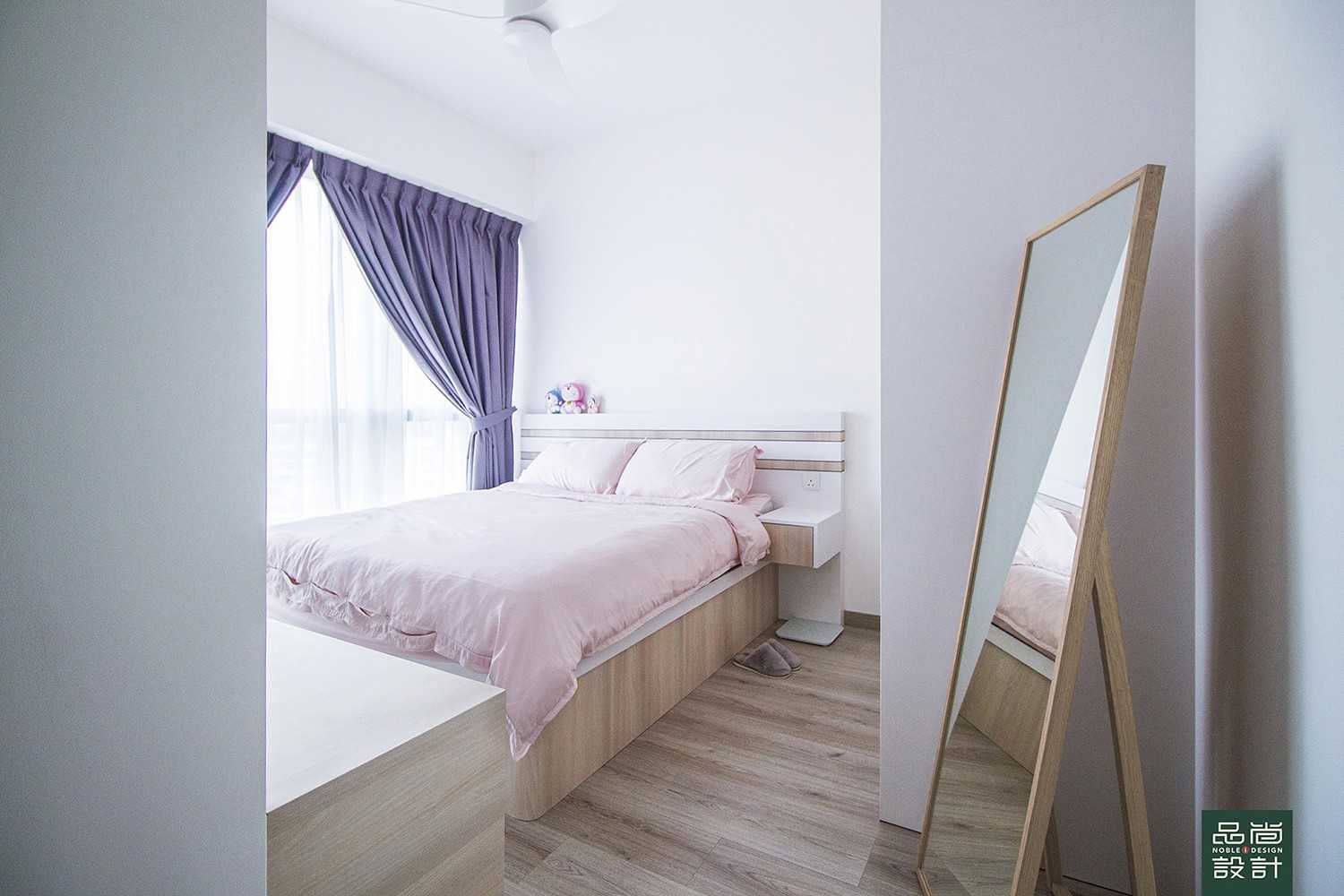 Modern Bedroom with Vinyl Flooring and TV Console