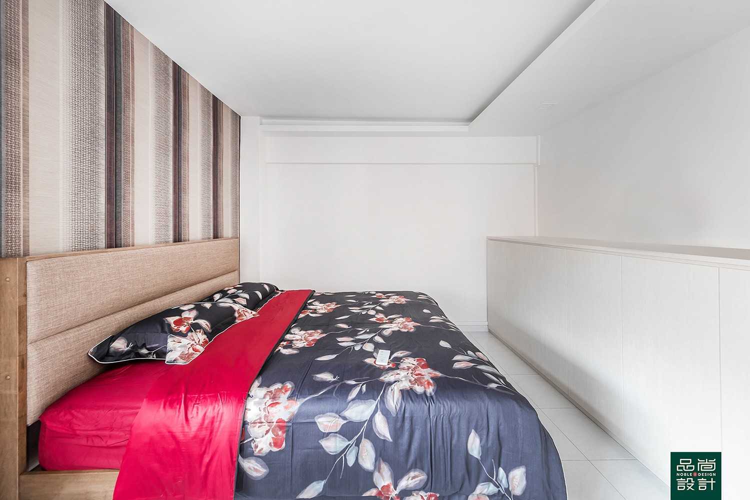 Modern Bedroom with Homogeneous Tiles and Drop Ceiling