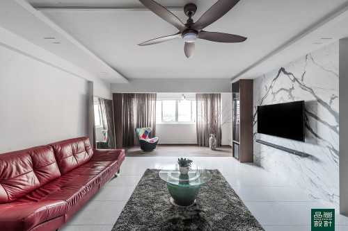 Modern Living Room at Resale 5-room HDB - Pasir Ris