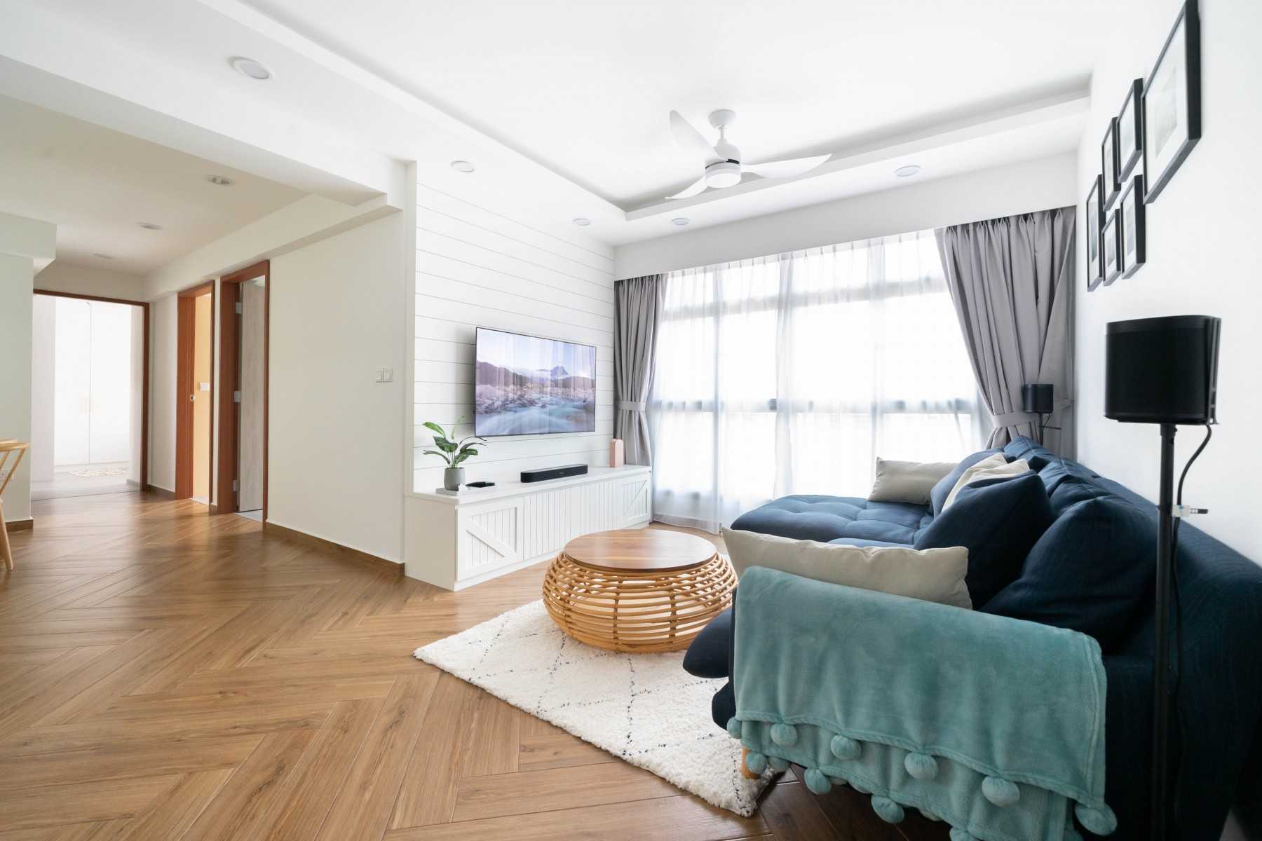 Modern Living Room with Vinyl Flooring and Wood Flooring