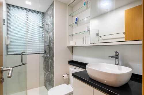 Contemporary Bathroom at Macpherson | Oasis Garden