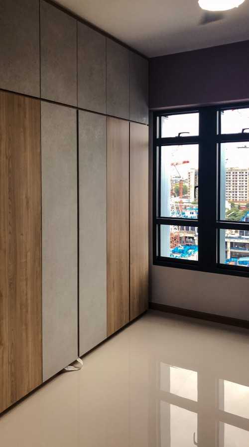 Scandinavian Walk-in Wardrobe at Bidadari Park Drive