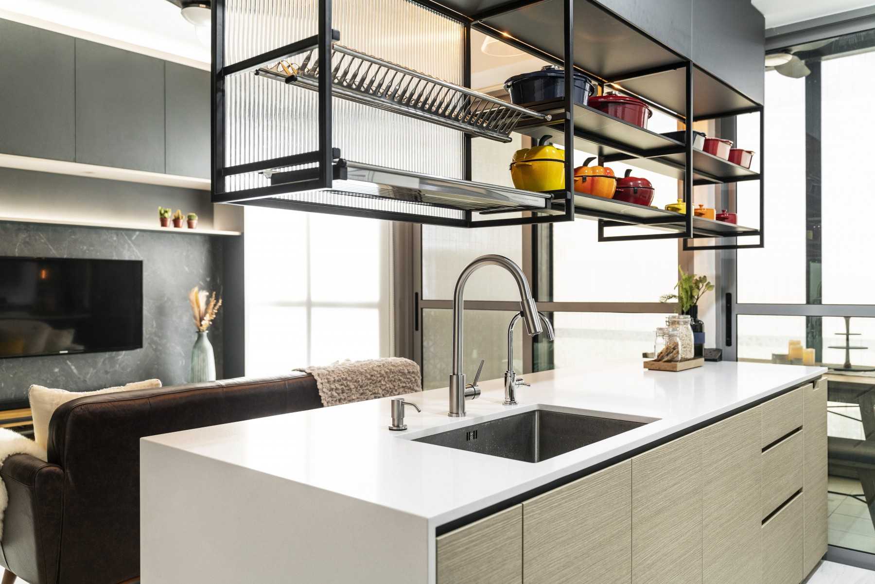 Modern Kitchen with Countertop and Marble Floor
