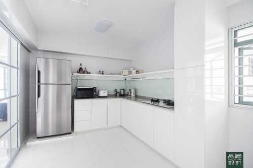 Modern Kitchen at Sembawang Admiralty Drive Resale HDB