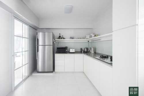Modern Kitchen at Sembawang Admiralty Drive Resale HDB