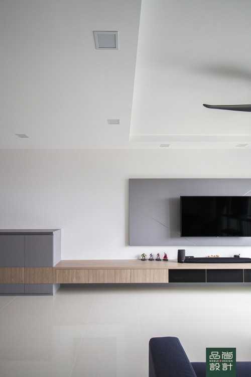 Modern Living Room at Sembawang Admiralty Drive Resale HDB