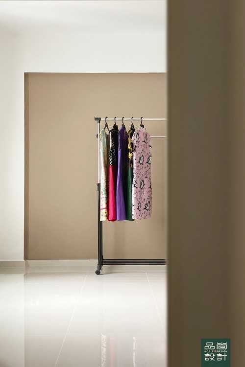 Modern Bedroom at Sembawang Admiralty Drive Resale HDB