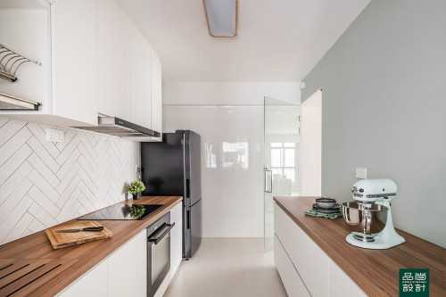 Modern Kitchen at Alkaff Lakeview BTO