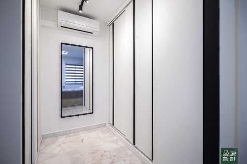 Modern Bedroom at Yishun Gardens 3room Resale HDB