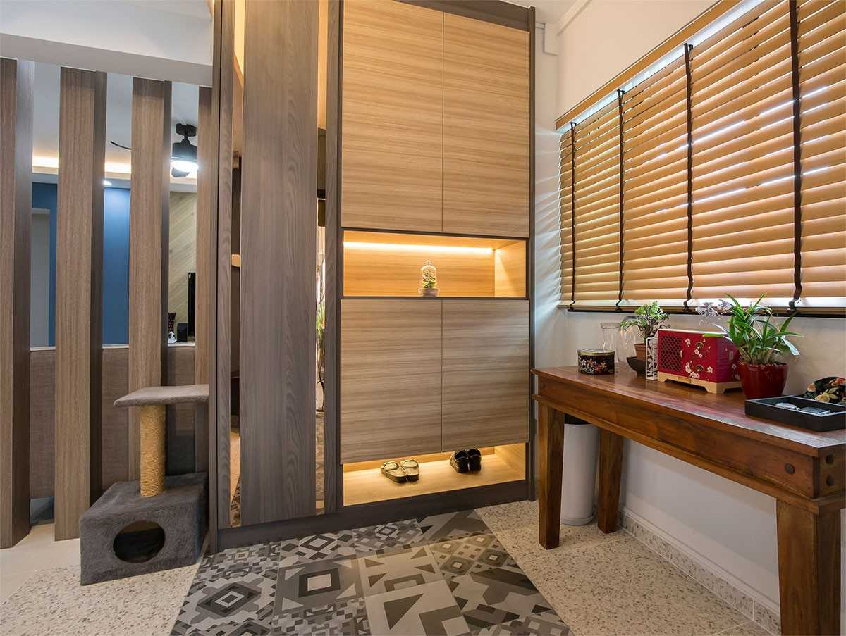 Modern Entryway with Shoe Cabinets and Doors
