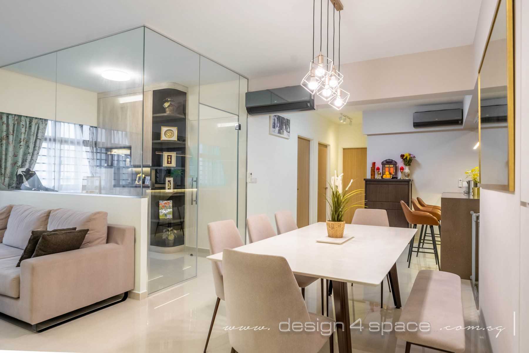 Contemporary Dining Room with Dining Table and Dining Chairs