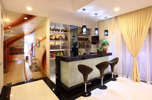 Contemporary at Jalan Yasin