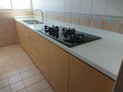 Contemporary Kitchen at 42 Yishun Sapphire