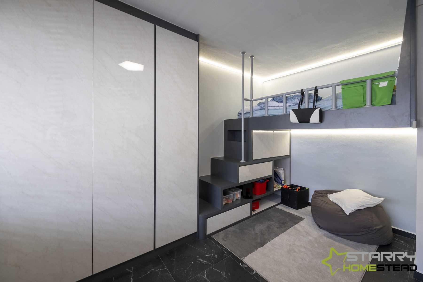 Modern Kids Room with Single Bed and Bed