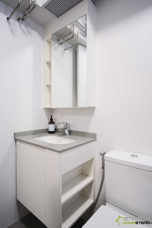 Scandinavian Bathroom at 12 Farrer Park Road