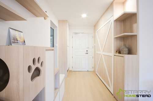 Scandinavian Entryway at 12 Farrer Park Road
