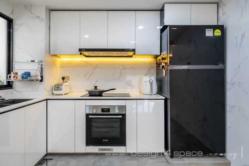 Contemporary Kitchen at Choa Chu Kang | Yew Mei Green
